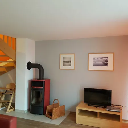 Exkl Fh Fleiderbusch, Kamin, W-lan * Boergerende-Rethwisch